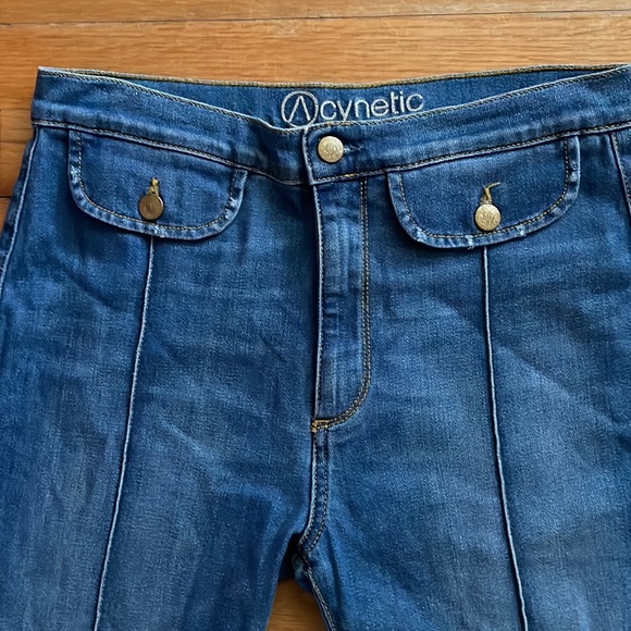 Acynetic Roxy High-Rise Flared-Leg Jeans A6 - Picture 3 of 6